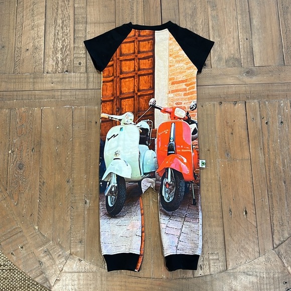 Inchworm alley Vespa romper - Picture 5 of 5